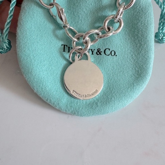 Tiffany & Co. circle tag bracelet - Picture 2 of 6